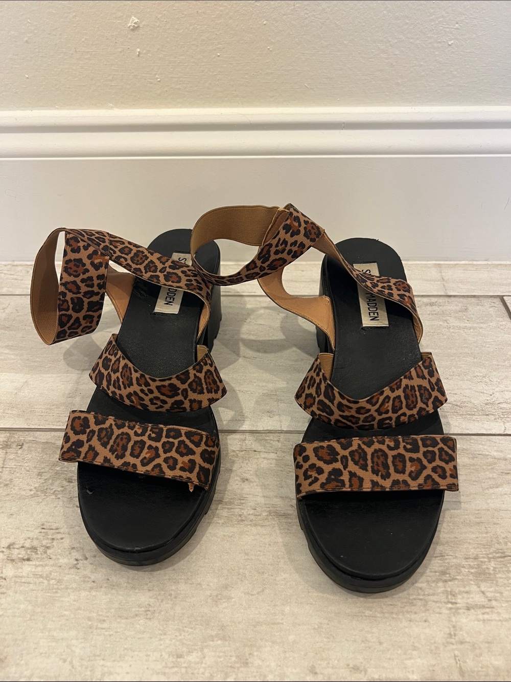 Steve Madden Leopard Print Strappy Sandals - Women size 7